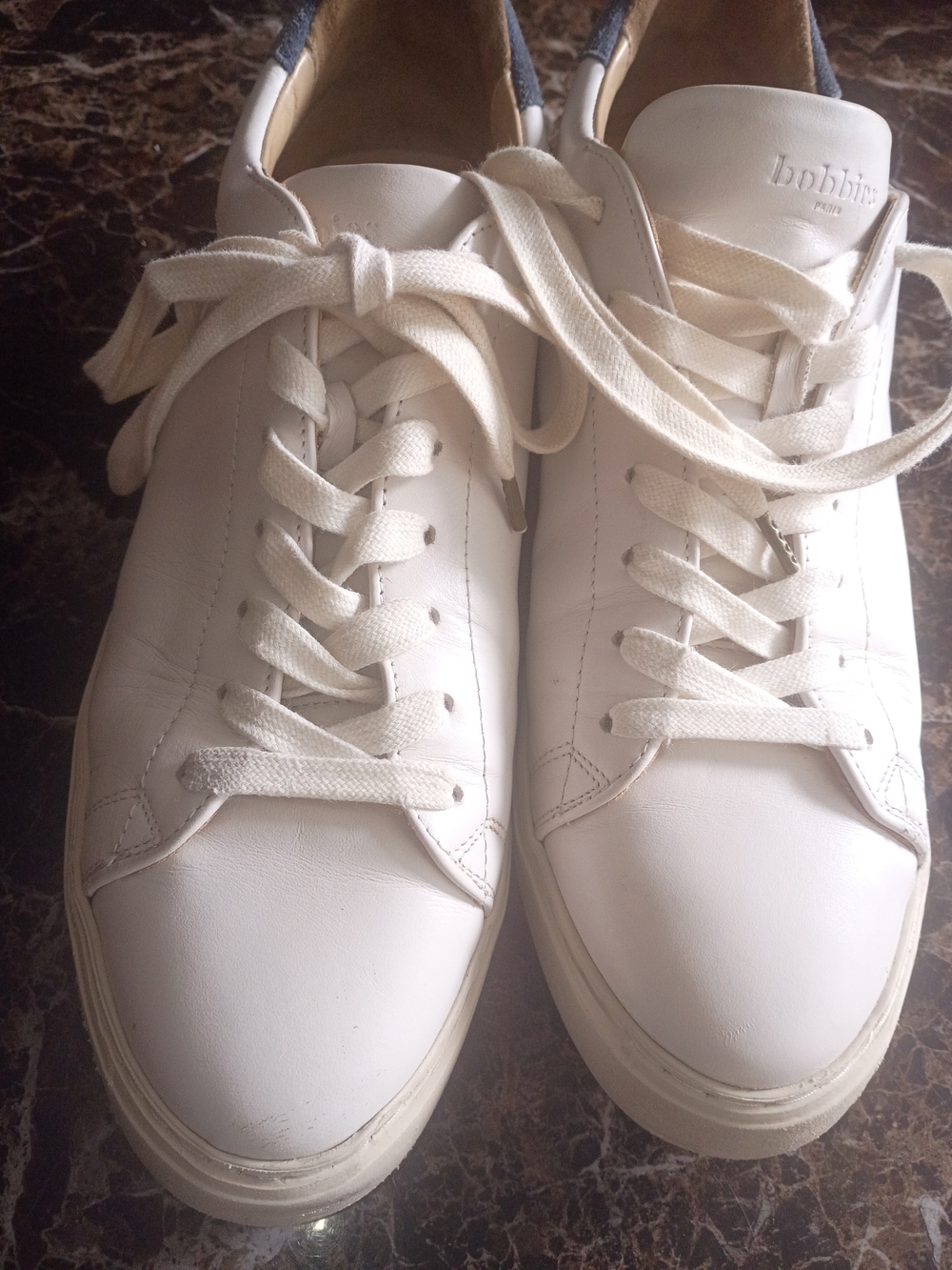 Men’s White Leather Low-Top Sneakers with Gray Heel Accent - Picture 6 of 11